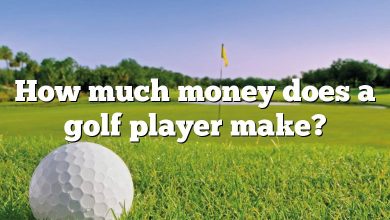 How much money does a golf player make?