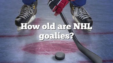 How old are NHL goalies?