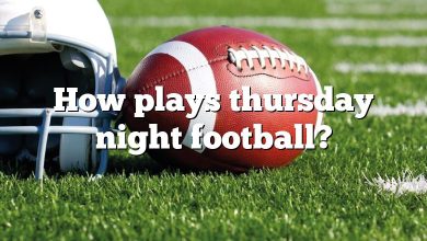 How plays thursday night football?