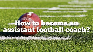 How to become an assistant football coach?