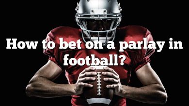 How to bet on a parlay in football?