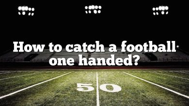 How to catch a football one handed?