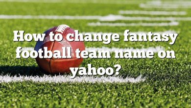 How to change fantasy football team name on yahoo?