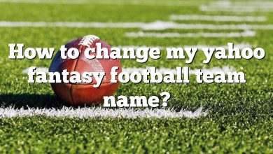 How to change my yahoo fantasy football team name?