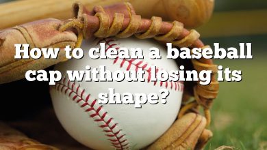 How to clean a baseball cap without losing its shape?