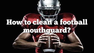 How to clean a football mouthguard?