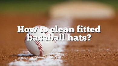 How to clean fitted baseball hats?