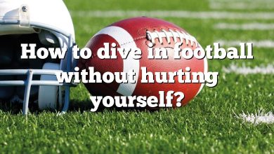 How to dive in football without hurting yourself?