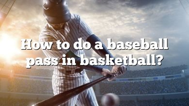 How to do a baseball pass in basketball?