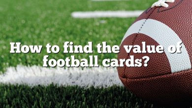 How to find the value of football cards?