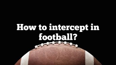 How to intercept in football?