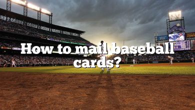How to mail baseball cards?