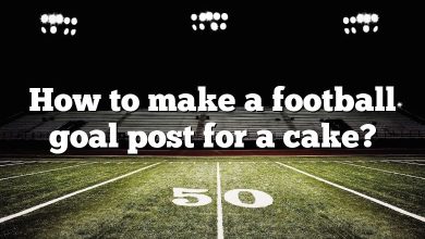 How to make a football goal post for a cake?