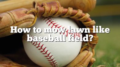 How to mow lawn like baseball field?