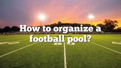 How to organize a football pool?