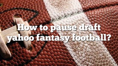 How to pause draft yahoo fantasy football?