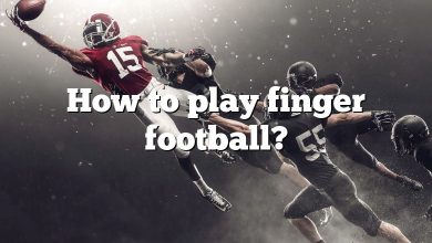 How to play finger football?