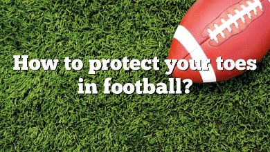 How to protect your toes in football?