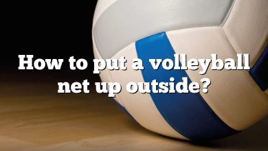 How to put a volleyball net up outside?