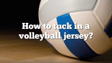How to tuck in a volleyball jersey?