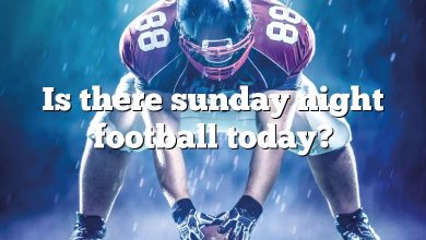 Is there sunday night football today?