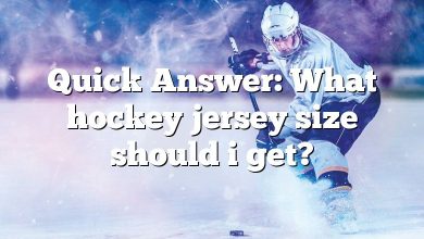 Quick Answer: What hockey jersey size should i get?