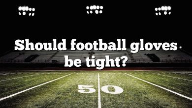 Should football gloves be tight?