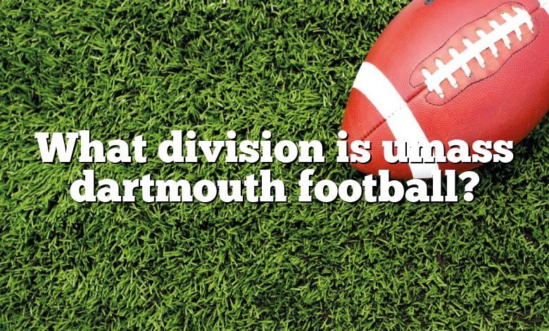 What division is umass dartmouth football?