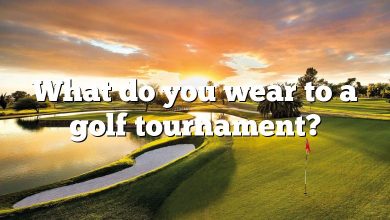 What do you wear to a golf tournament?