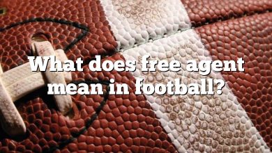 What does free agent mean in football?