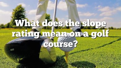 What does the slope rating mean on a golf course?