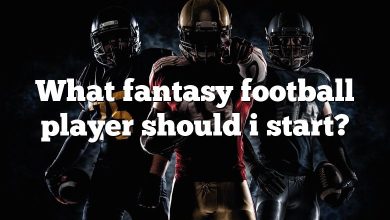 What fantasy football player should i start?