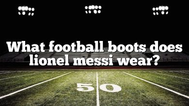 What football boots does lionel messi wear?