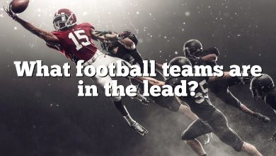 What football teams are in the lead?