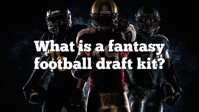 What is a fantasy football draft kit?