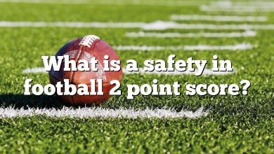 What is a safety in football 2 point score?