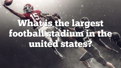 What is the largest football stadium in the united states?