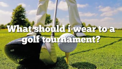 What should i wear to a golf tournament?