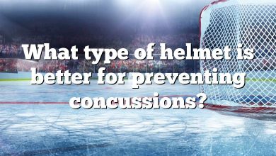 What type of helmet is better for preventing concussions?