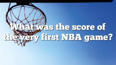 What was the score of the very first NBA game?