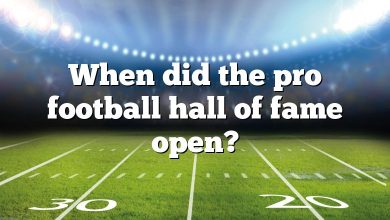 When did the pro football hall of fame open?