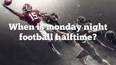 When is monday night football halftime?