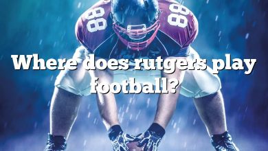 Where does rutgers play football?