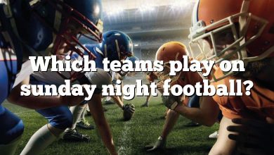 Which teams play on sunday night football?