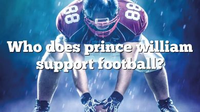 Who does prince william support football?