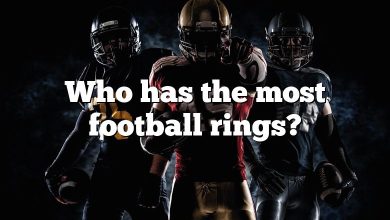 Who has the most football rings?