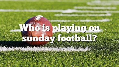 Who is playing on sunday football?