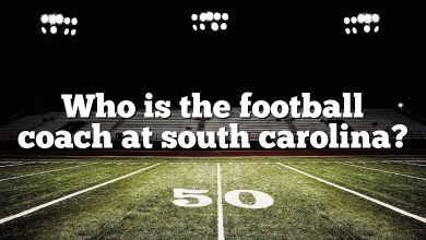Who is the football coach at south carolina?