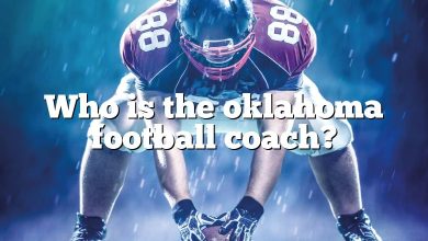 Who is the oklahoma football coach?