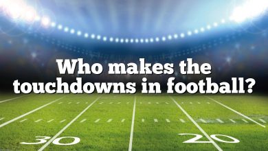 Who makes the touchdowns in football?